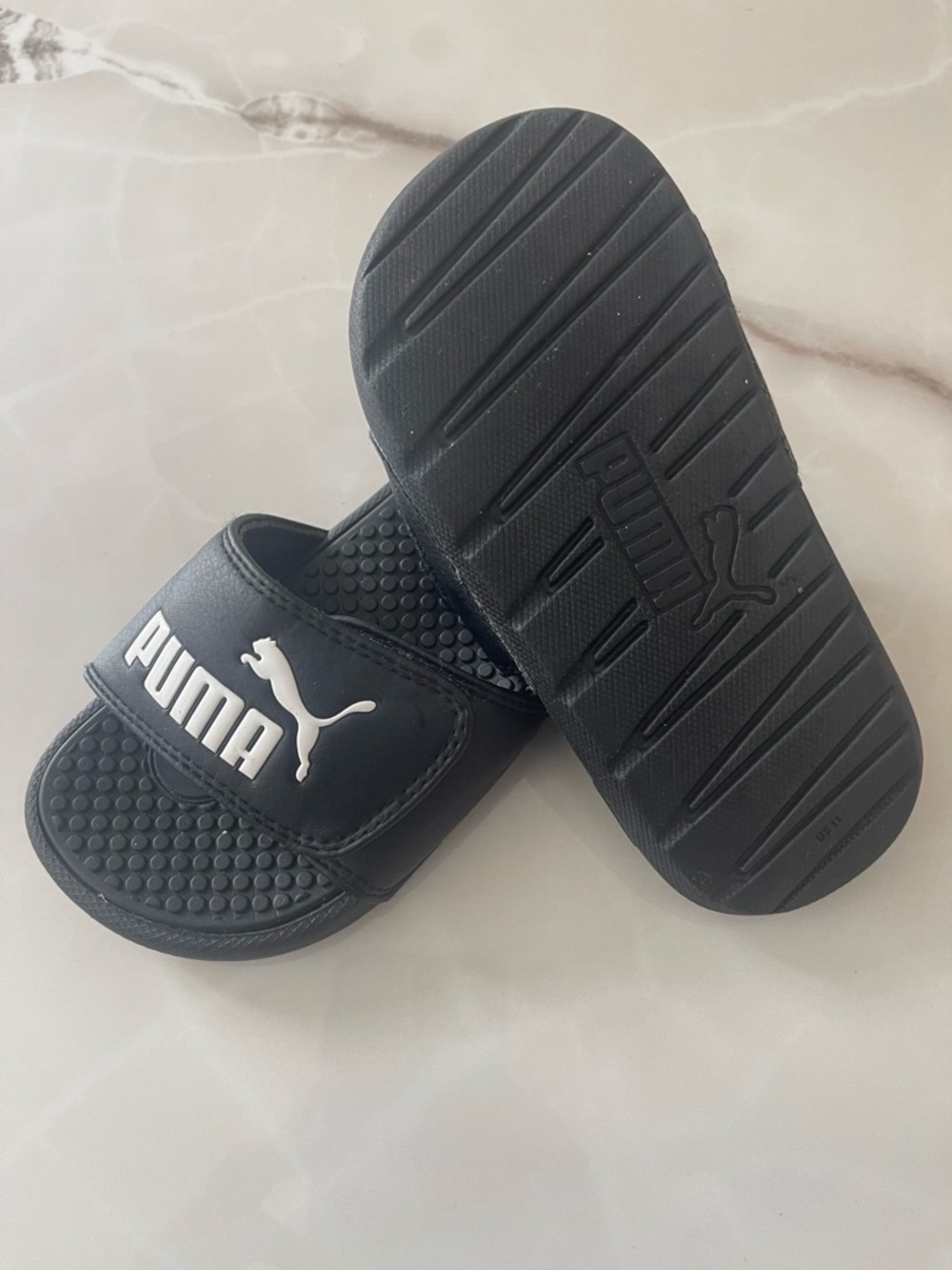 Puma Kids Black Slides with White Logo Strap - Picture 2 of 2